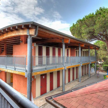 Le Esperidi Camping Ecoresort Марина ди Бибона Екстериор снимка
