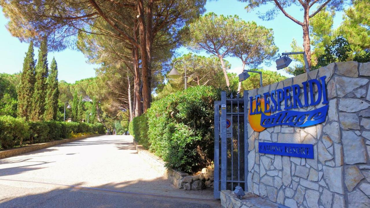 Le Esperidi Camping Ecoresort Марина ди Бибона Екстериор снимка